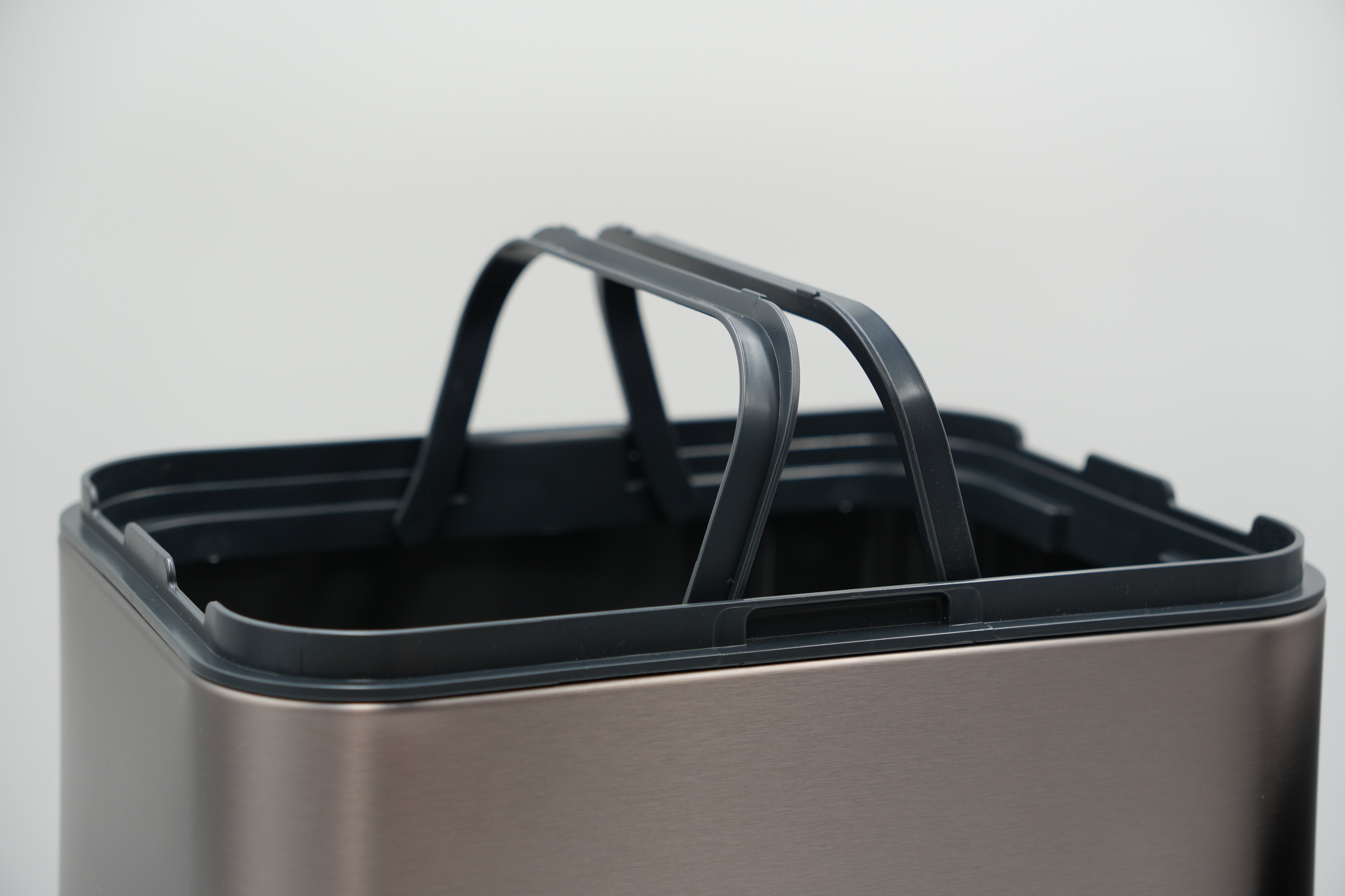 Veellum szenzoros szemetes fogantyú fedél nélkül